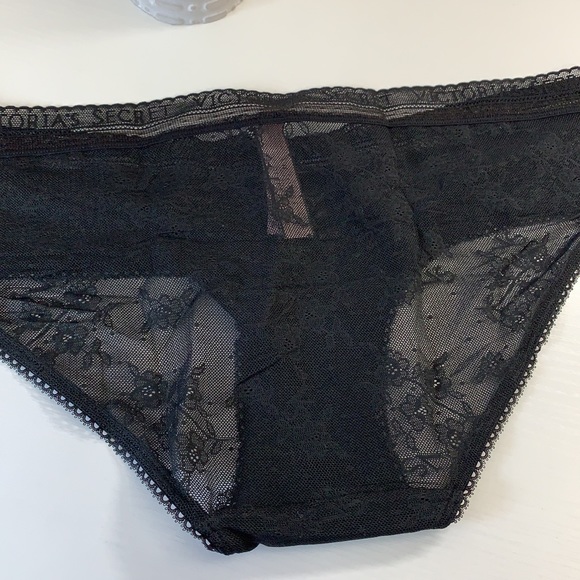 NWT. Victoria Secret hiphuggers - Picture 4 of 6